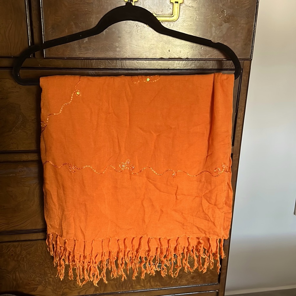 Brand: Island Planet Size: 6 feet Color: Orange with Multicolored sequins